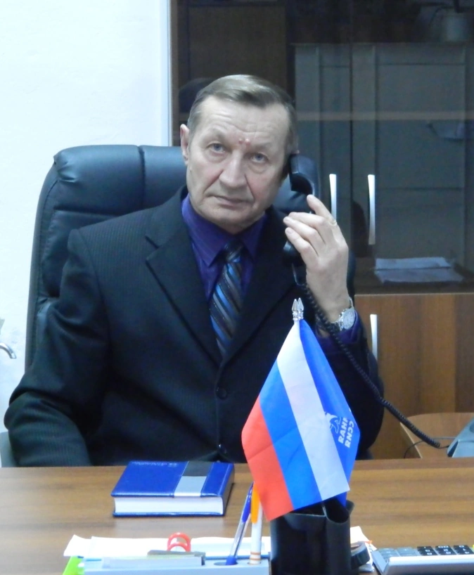 Грушкин Виктор Александрович.